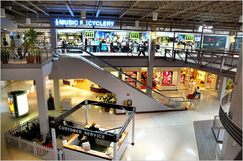 retail store shopping mall