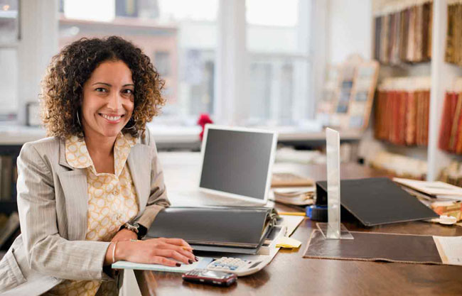 Should Start-Ups Buy or Rent Furniture?