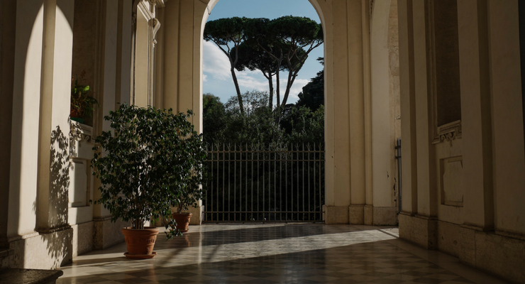 Adding Exterior Design to Your Landscaping Business
