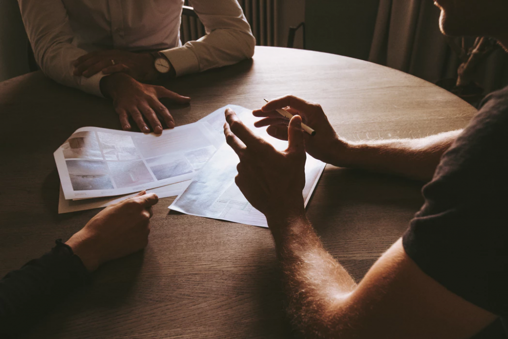 9 Low-Cost Business Ideas for College Students
