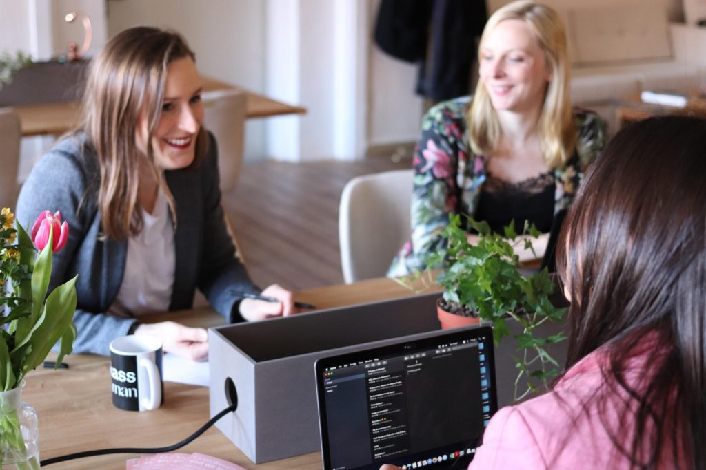 How to Hire and Retain Good Employees