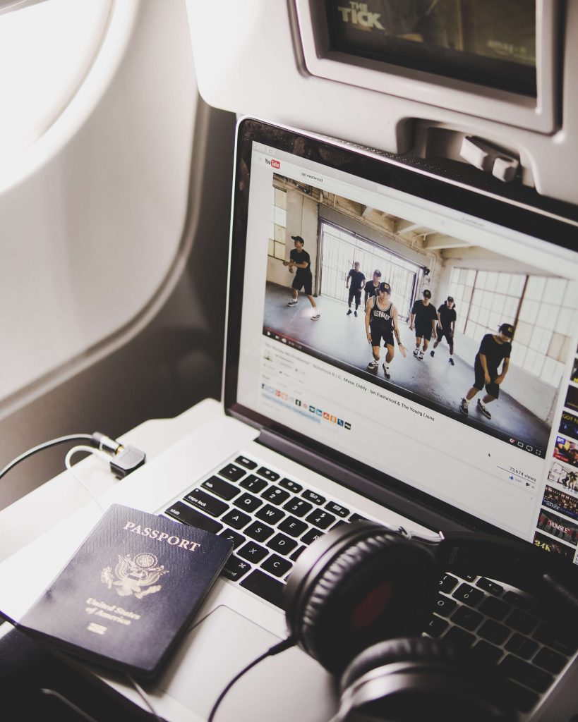 Tips To Manage Your Business While You're Traveling