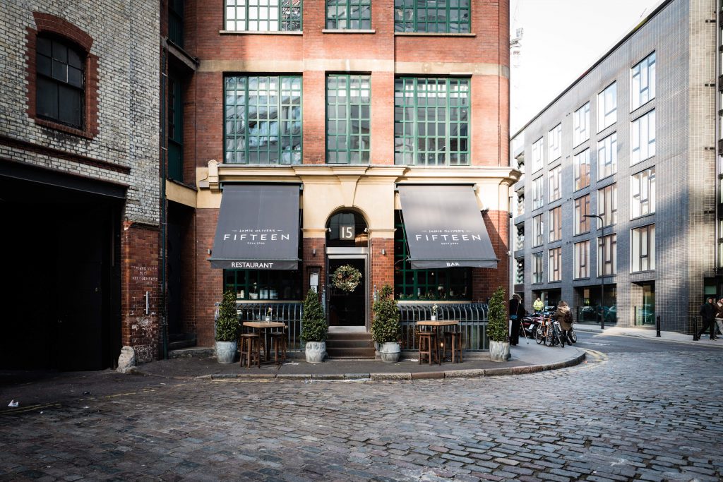 choosing the right location for your restaurant