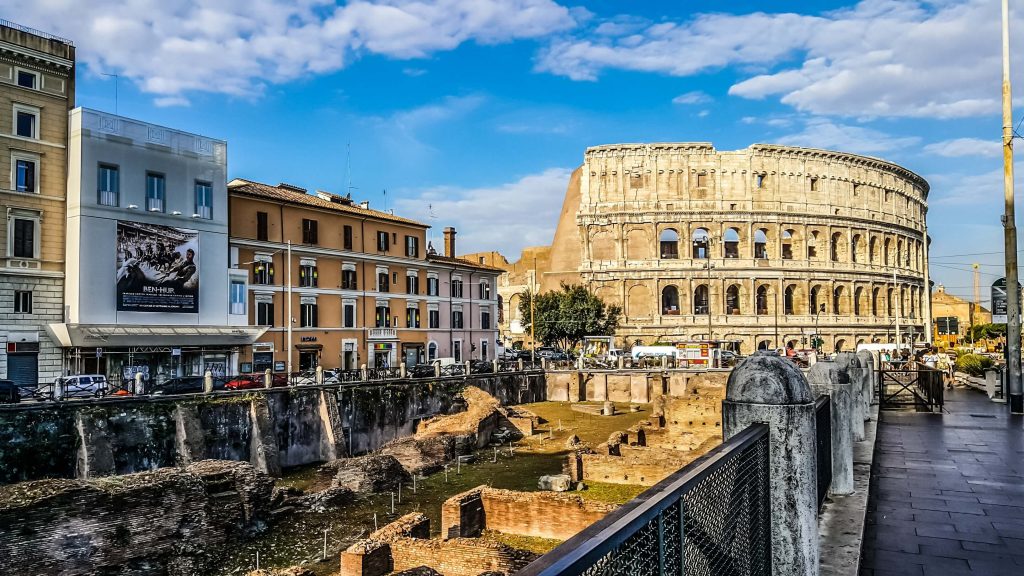 Starting a Business in Italy: How to Stay on Track with Legal Compliance
