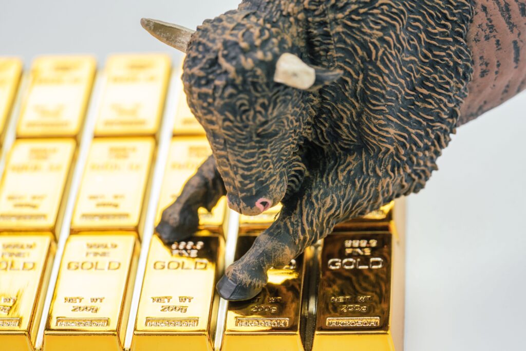 earning money from gold