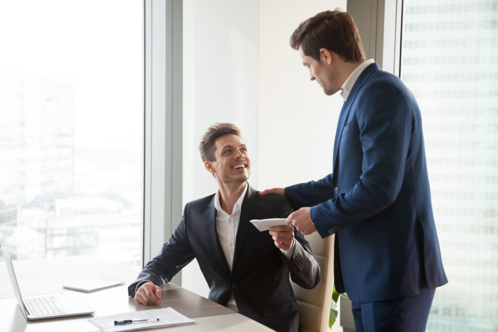 reward employees - employee recognition
