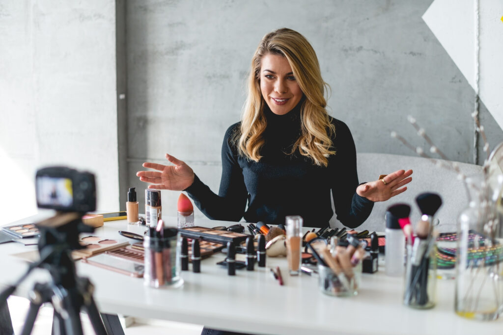 vlogging - cosmetics vlogger