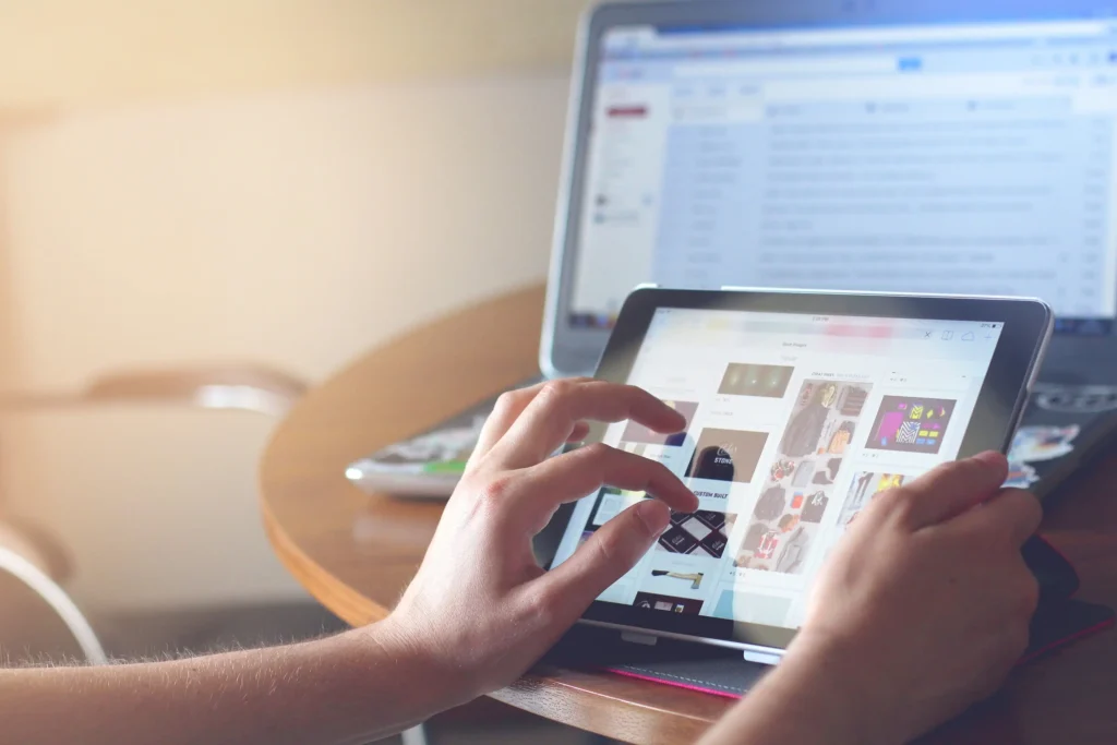 woman shopping online