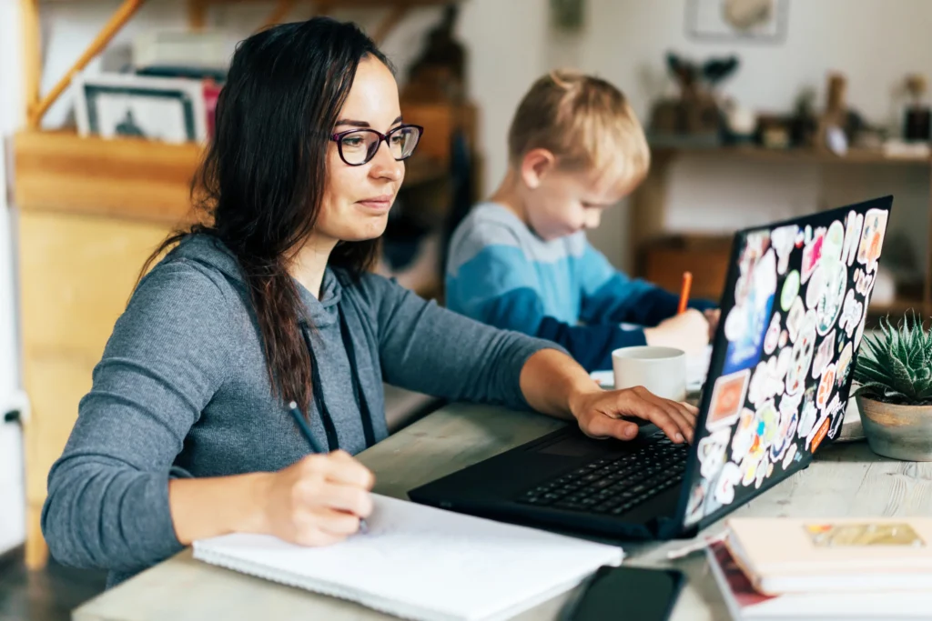 Managing Household Chores When You Work from Home