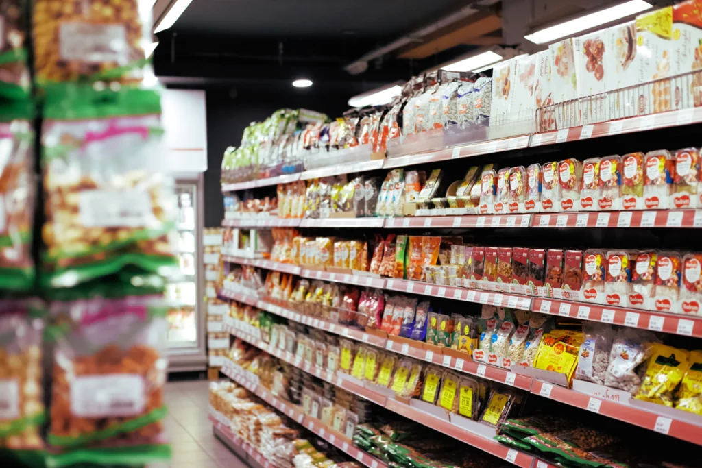 grocery store shelves: anti-theft devices