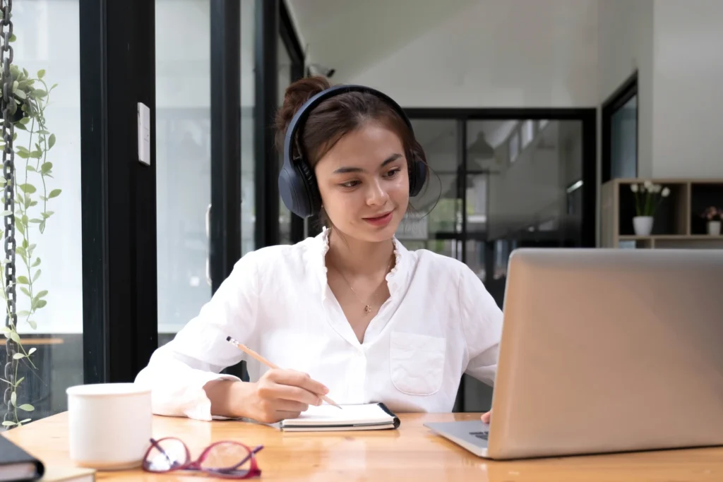 translation services: woman wearing a headset