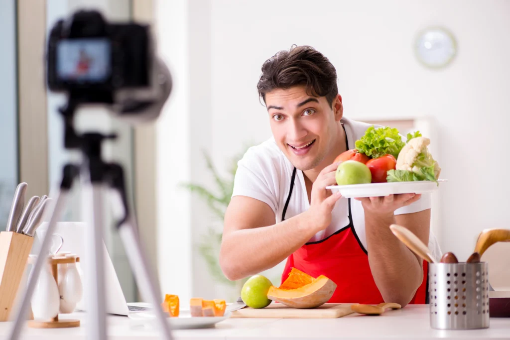 How to Leverage Social Media for Culinary Success