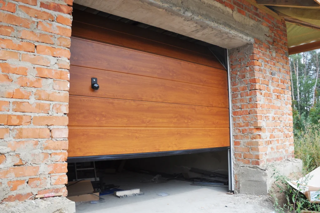garage door repair and maintenance