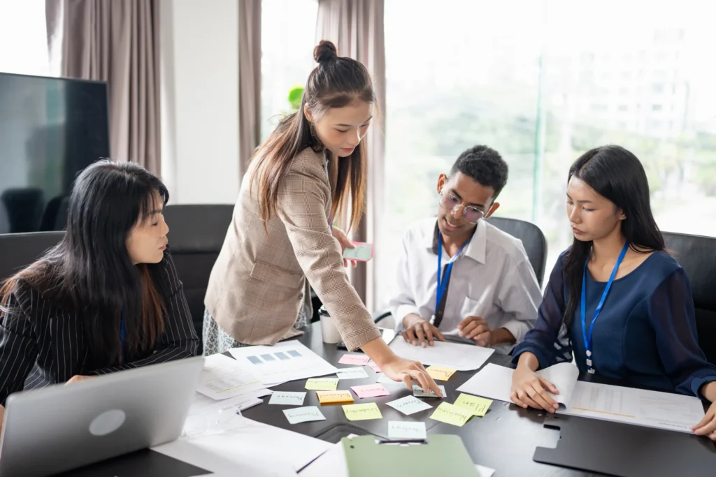 leadership in team meeting
