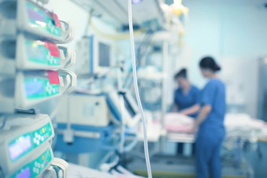 start a nursing career: emergency room